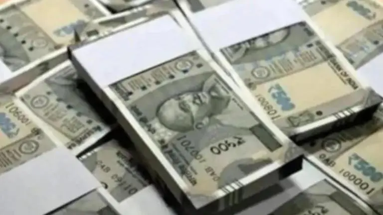 Rs. 51 lakh unaccounted cash found in vegetable van in Tamil Nadu