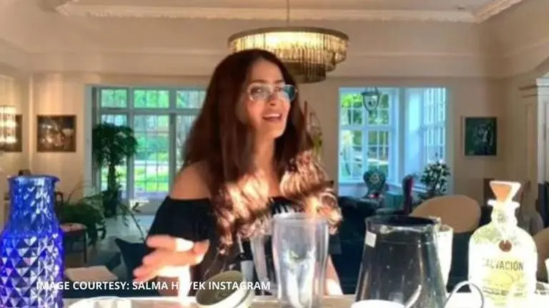 Salma Hayek's vitamin C rich cocktail is just the de-stressing recipe you need today salma hayek