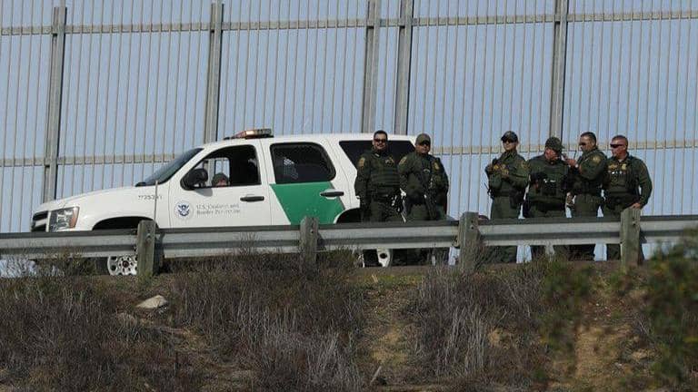 US Border Patrol chief retires as Title 42 restrictions end on US ...