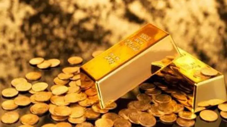Gold rises by Rs 185, silver jumps Rs 1,672