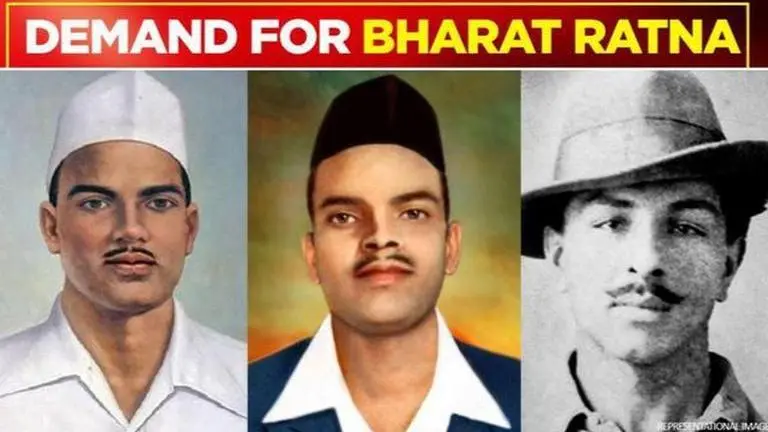 Manish Tewari: Confer Bharat Ratna to Bhagat Singh, Sukhdev & Rajguru Manish