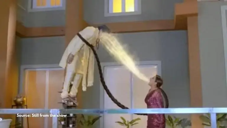 Nazar Written Update March 6: Panditji learns Madhulika's truth; Palak panics nazar written update