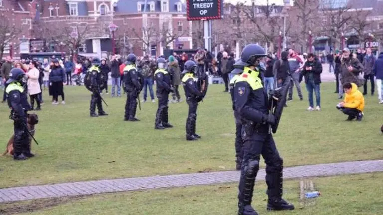 Dutch anti-lockdown protesters flood streets in demands to lift COVID-19 restriction Netherlands