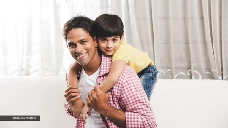 Father's Day messages in Marathi to express your appreciation towards your dad fathers day messages in marathi