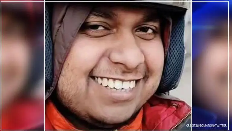 Zomato delivery guy's smile goes viral, company makes him its social media face Zomato