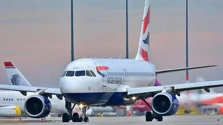 IATA backs use of face masks on flights but refuses to leave middle seat empty IATA accepts the use of face masks on flights