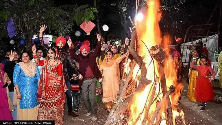 Happy Lohri 2022: Wishes, messages, quotes, images, Facebook & Whatsapp status Lohri