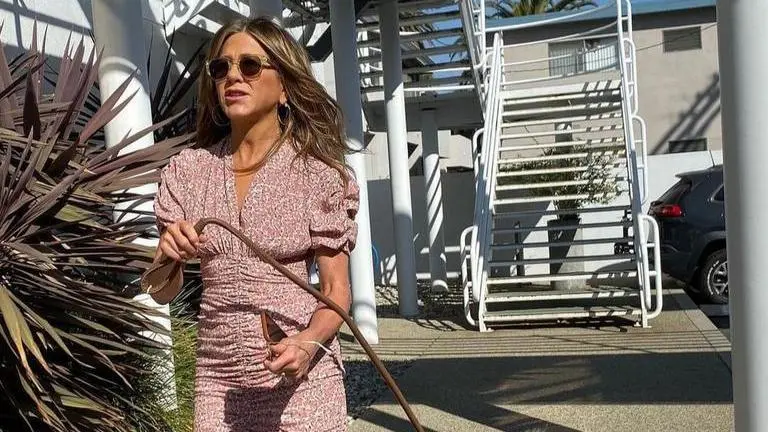 Jennifer Aniston flaunts blonde hair look on sets of 'The Morning Show'; See pic Jennifer Aniston