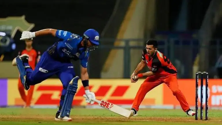 Updated IPL 2022 Points Table: Orange and Purple Cap standings post SRH vs MI game IPL 2022 points table