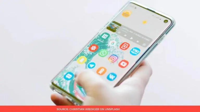 Samsung Galaxy S21 specifications leaked by longtime leaker Jon Prosser samsung galaxy s21 specifications leaked