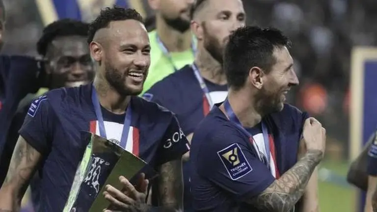 What would you name if your baby is a boy? Neymar's answer stuns the internet What would you name if your baby is a boy? Neymar's answer stuns the internet