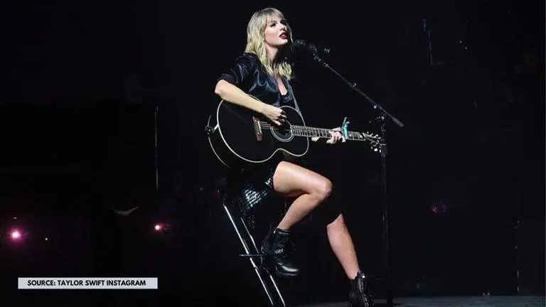 Taylor Swift's country music songs which has penetrated the hearts of many Taylor Swift