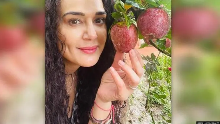 Preity Zinta does 'Ghar Ki Kheti' tour for fans, flaunts tree planted in 2019; WATCH Preity Zinta