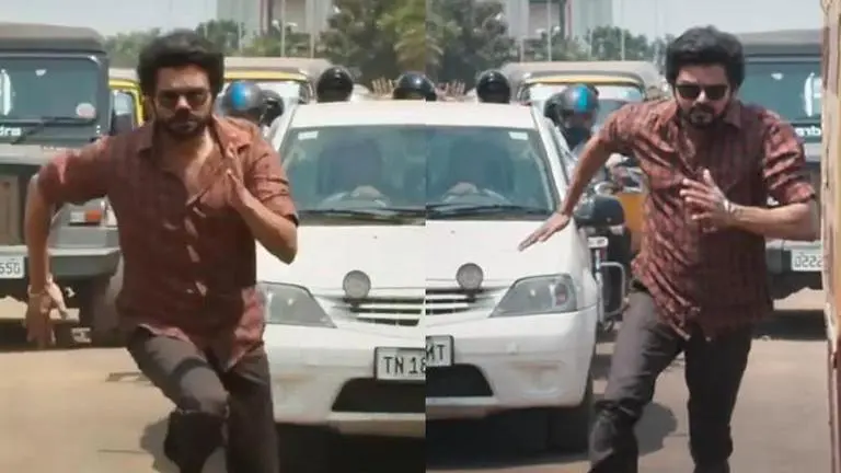 David Warner as Thalapathy Vijay from 'Master' leaves fans in splits, see video david warner