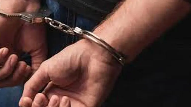 Mumbai: Jobless youth held for stalking teen collegian Mumbai