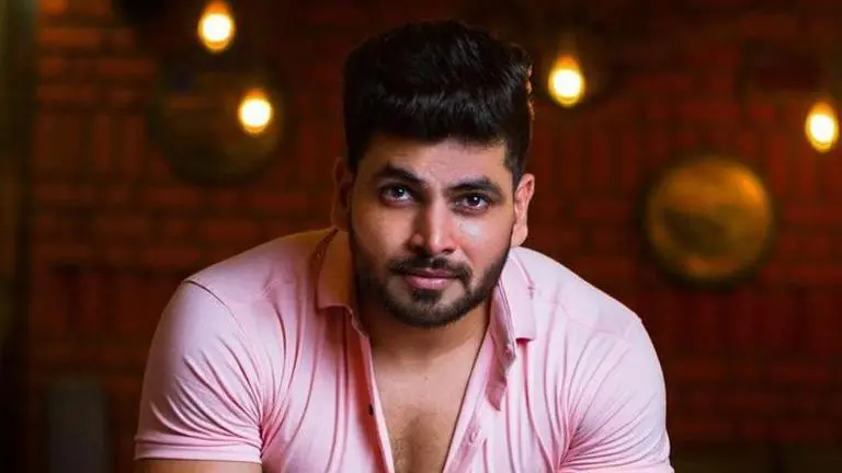 Shiv Thakre celebrates 1 year since winning Bigg Boss Marathi season 2, thanks fans Shiv Thakre