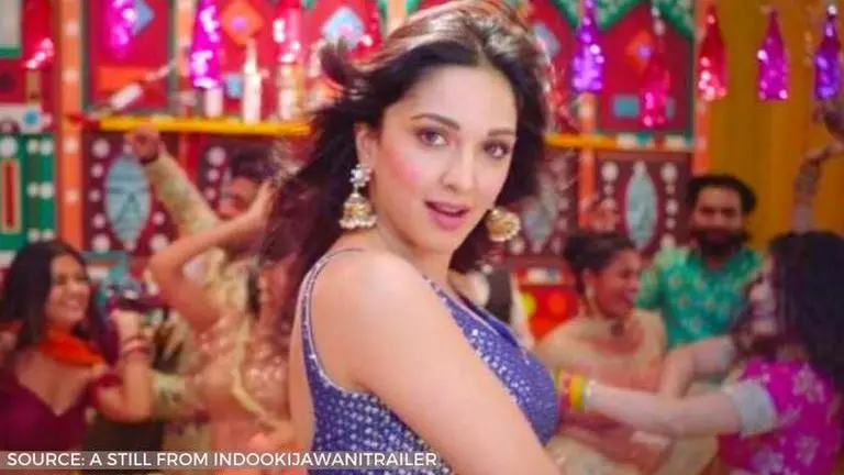 Fans call Kiara Advani a 'surprise package' as 'Indoo Ki Jawani' trailer drops! Kiara Advani