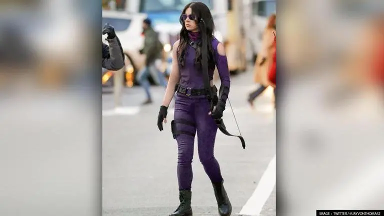 'Hawkeye': Hailee Steinfeld describes Kate Bishop as 'fun & crazy New York City Girl' Hawkeye