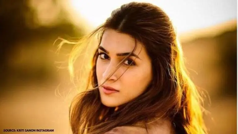 Kriti Sanon announces 'Bachchan Pandey' wrap: 'Made a film in between echoing laughter' kriti sanon