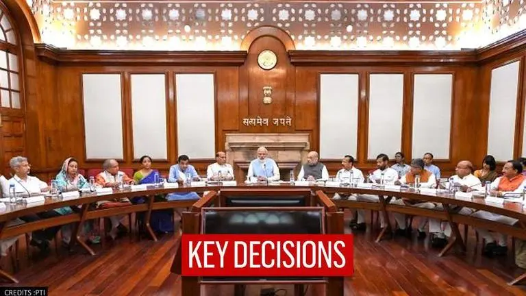 Cabinet approves next round of spectrum auctions; India-USA MoU among its key decisions Prakash Javadekar