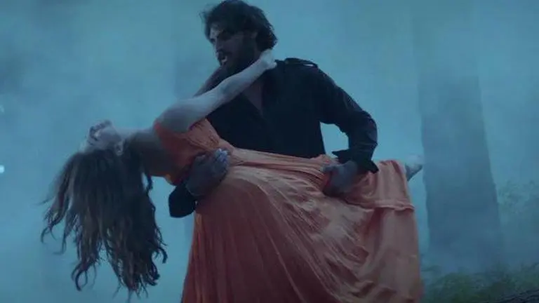 Tadap's new track 'Hoye Ishq Na' out; fans bowled over by Ahan Shetty's intense acting Tadap, ahan shetty