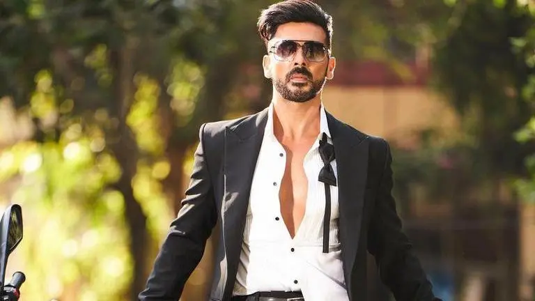 Zayed Khan to make his Bollywood comeback with The Film That Never Was zayed khan