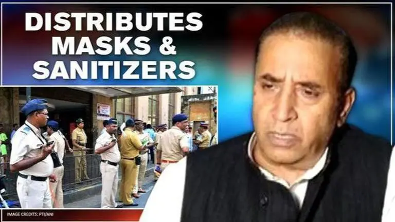Maharashtra Home Minister Anil Deshmukh distributes masks & sanitisers to Mumbai cops Maharashtra
