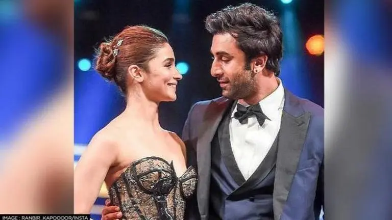 Alia Bhatt shares a romantic birthday wish for Ranbir Kapoor; Calls him 'My life' alia bhatt
