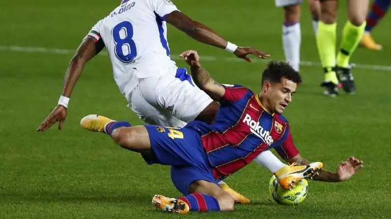 Barcelona’s Coutinho needs surgery on injured knee