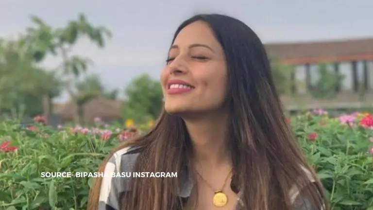 Bipasha Basu celebrates her birthday with her 'monkey' attending the party virtually Bipasha Basu