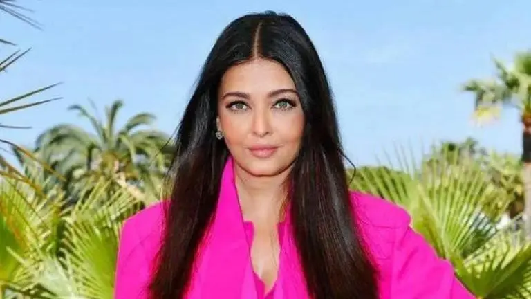 Is Aishwarya Rai Bachchan Pregnant? Actor's latest public appearance spark rumours Aishwarya Rai Bachchan