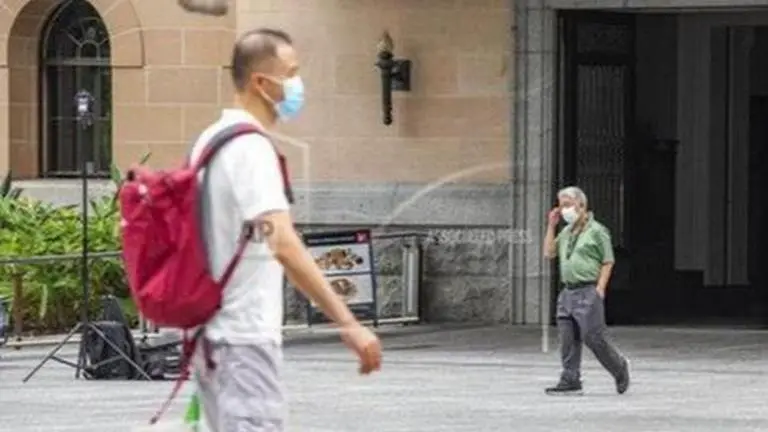 Argentina doctors creating 3D masks