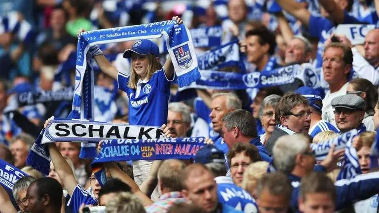 Sobering thought as Schalke 04 hand back 8,000 litres of beer Sobering