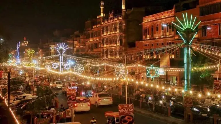 Choti Diwali 2021: When is Shubh Muhurat? All details on puja timing, rituals & more choti diwali, choti diwali 2021