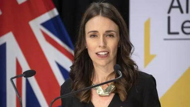 Jacinda Ardern maintains cool as 5.9 magnitude hits during press conference; WATCH earthquake in New Zealand