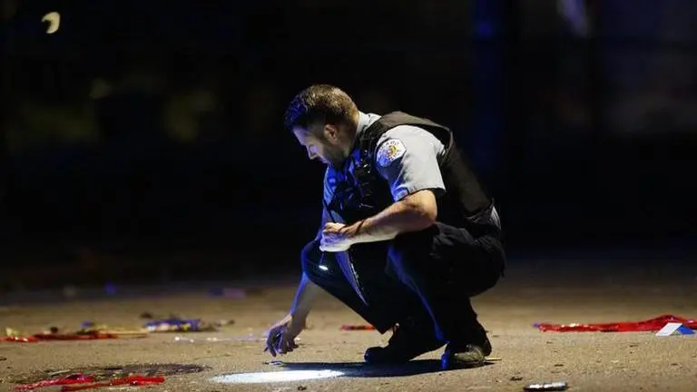 US: Chicago's July Fourth weekend ends with 17 dead, 70 wounded Chicago's July Fourth weekend ends with 17 dead, 70 wounded
