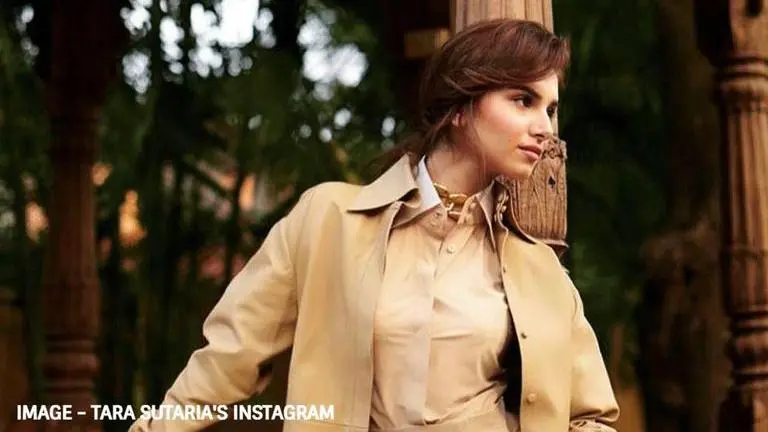 Tara Sutaria gives fans peak into her parents' wedding anniversary celebrations Tara Sutaria