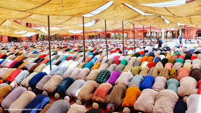 Alvida Jumma Mubarak status in English you can send to your loved ones Alvida jumma mubarak status in english