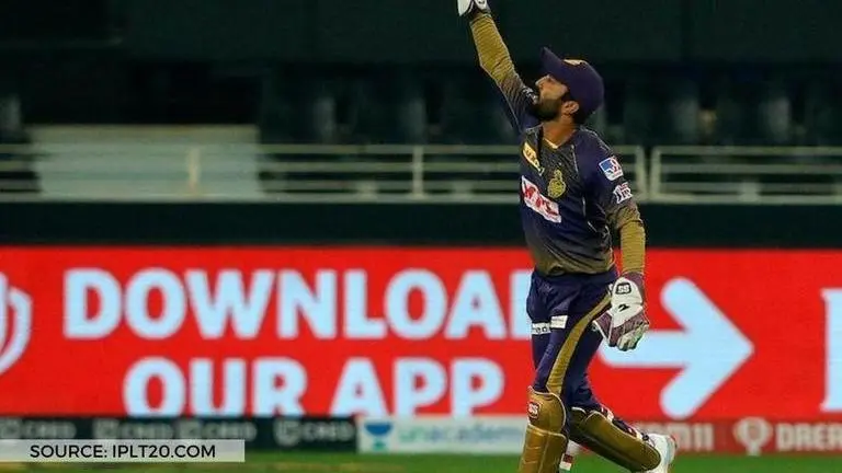 Dinesh Karthik lauded for game-changing flying catch to his left vs Rajasthan: Watch Dinesh Karthik