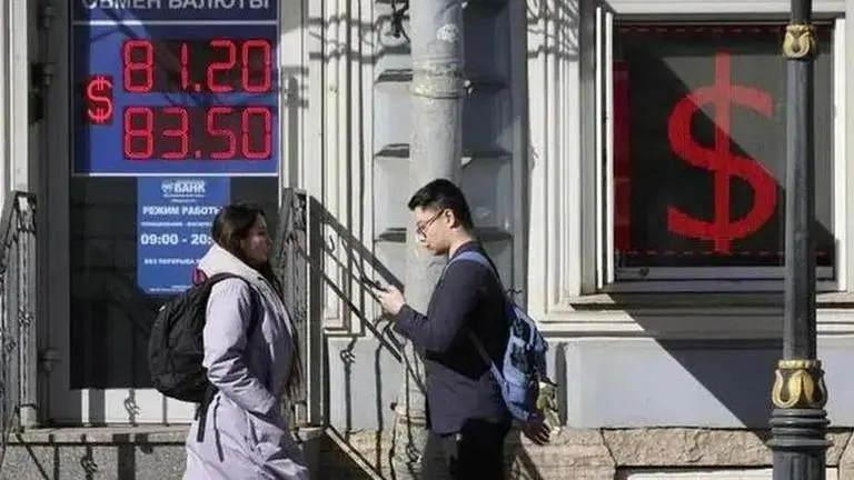 Russia's Ruble has tumbled: What does it mean for the wartime economy?