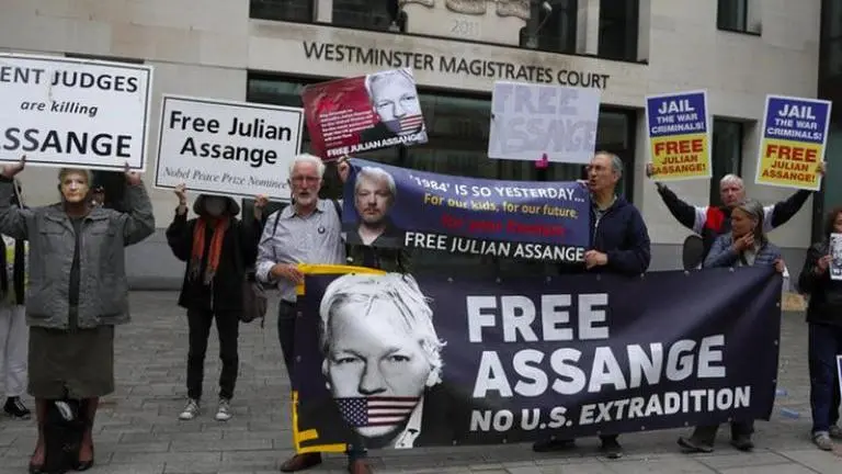 UK judge warns Assange on US extradition hearing attendance