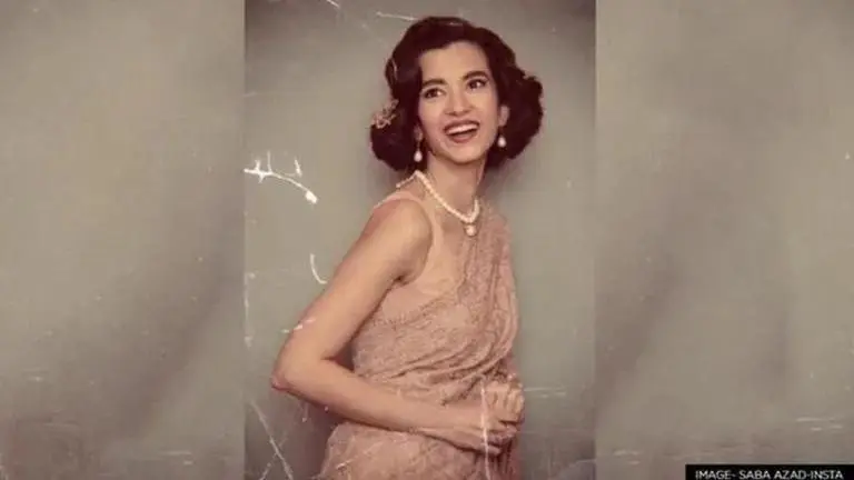 Saba Azad turns a tomboy in latest video post; Hrithik Roshan & Sussanne Khan react Saba Azad