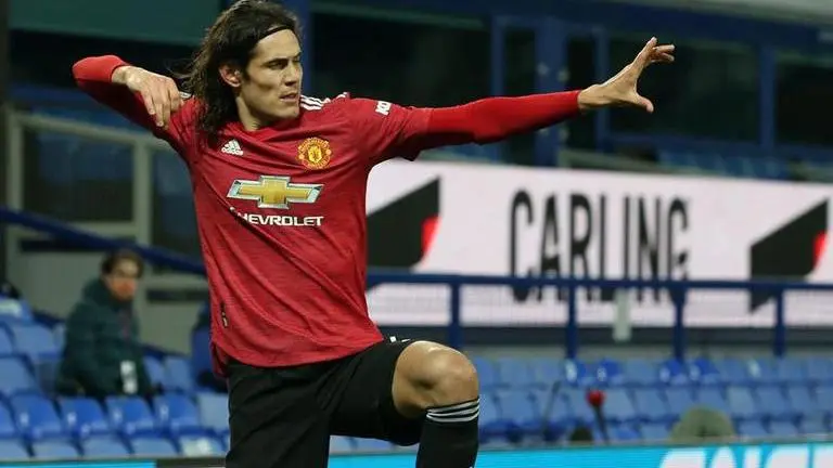 Manchester United's Cavani explains reason behind his bow & arrow celebration Manchester United