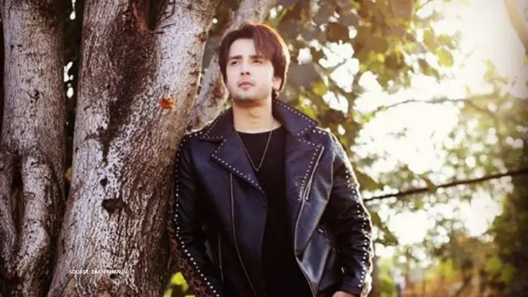 'Hamari Bahu Silk' star Zaan Khan protests on non-payment of dues; gets support from fans Hamari Bahu Silk