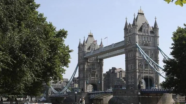 London no longer world’s top financial centre , losing competitive advantage to US: Report London