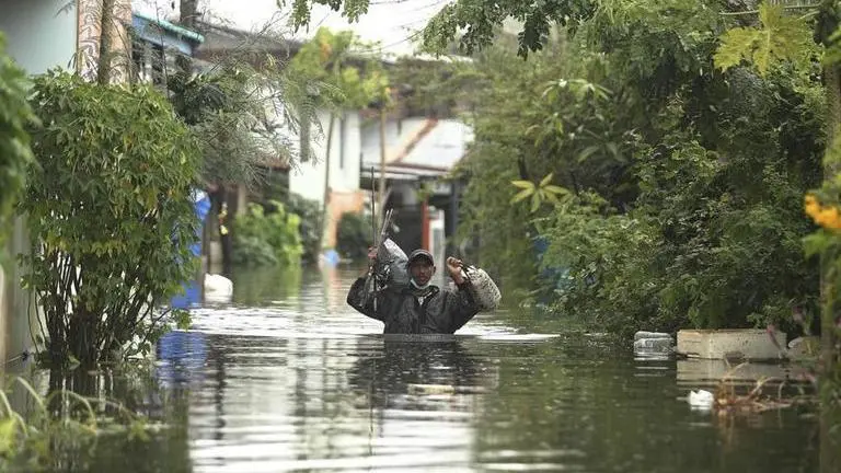 Storm Noru triggers floods in Thailand