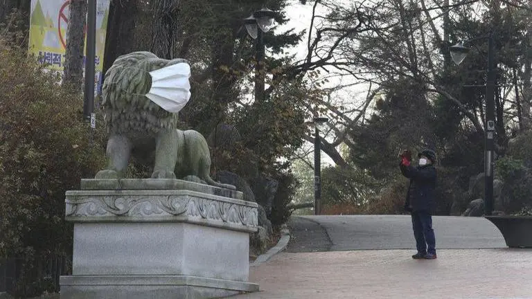 Asia Today: S. Korea reports 950 cases, biggest daily jump