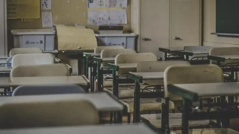 Meghalaya school forces student to wear shoe garland for not speaking English meghalaya teacher