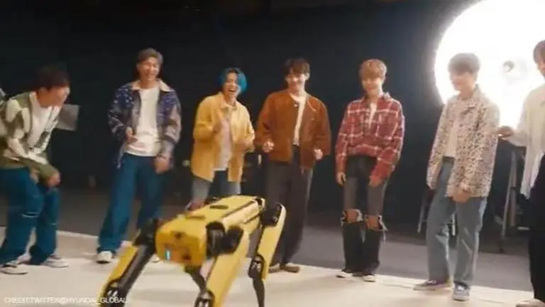 Robots showcase stunning moves in ‘dance off’ with BTS members, video goes viral Robots