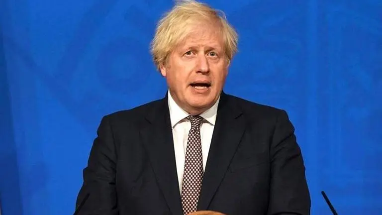 Boris Johnson, Trudeau mocked by Macron for arriving late to G20 photoshoot Boris Johnson